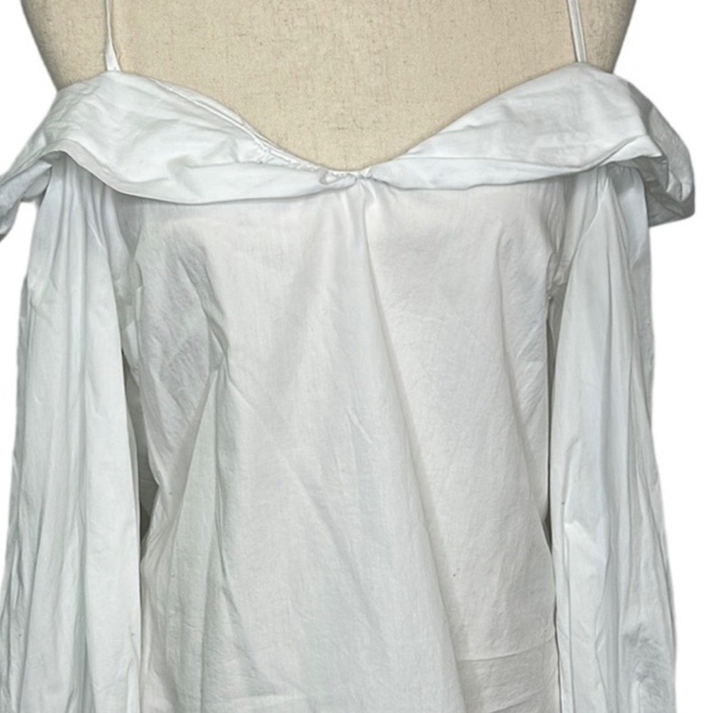 ⚠️ FINAL CALLCloset Clean Out Zara White Blouse with Label Detail